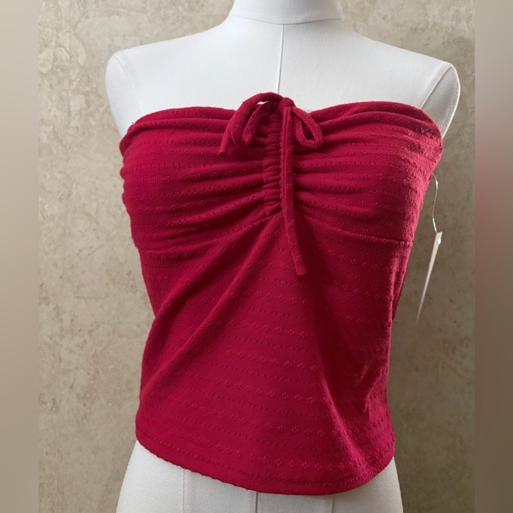 Gaze Red Strapless Top